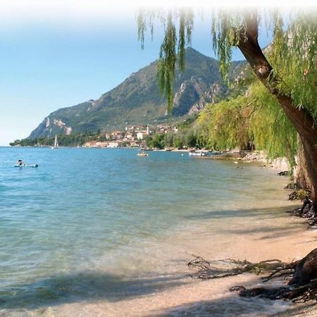 Holiday Apartaments Desenzano del Garda Ngoại thất bức ảnh
