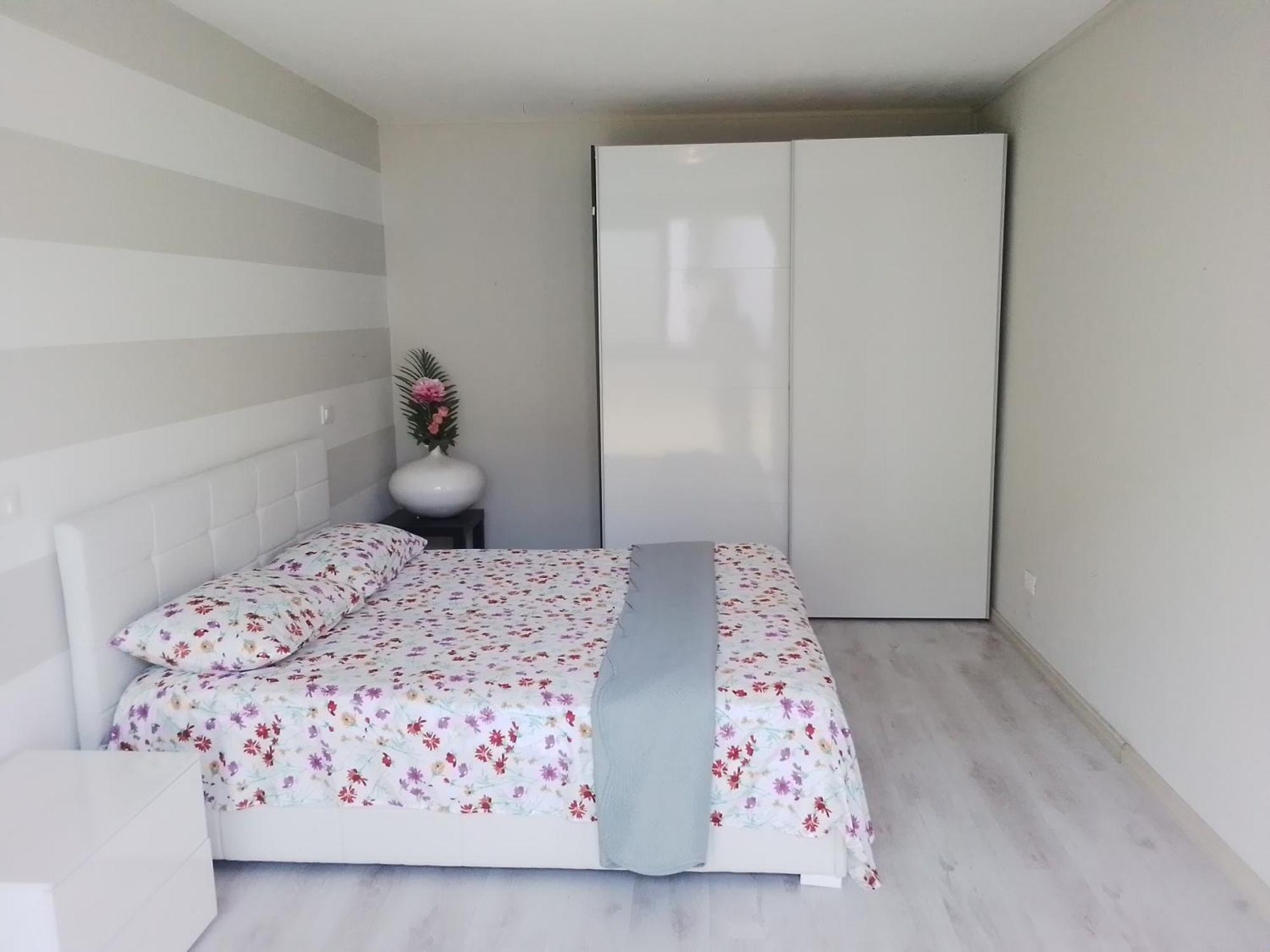 Holiday Apartaments Desenzano del Garda Ngoại thất bức ảnh