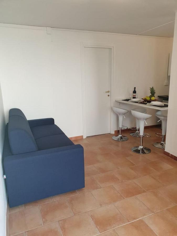 Holiday Apartaments Desenzano del Garda Ngoại thất bức ảnh