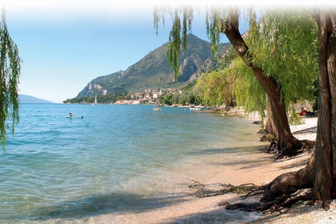 Holiday Apartaments Desenzano del Garda Ngoại thất bức ảnh