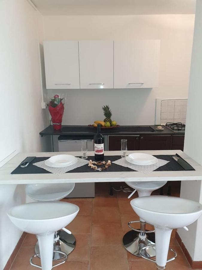 Holiday Apartaments Desenzano del Garda Ngoại thất bức ảnh