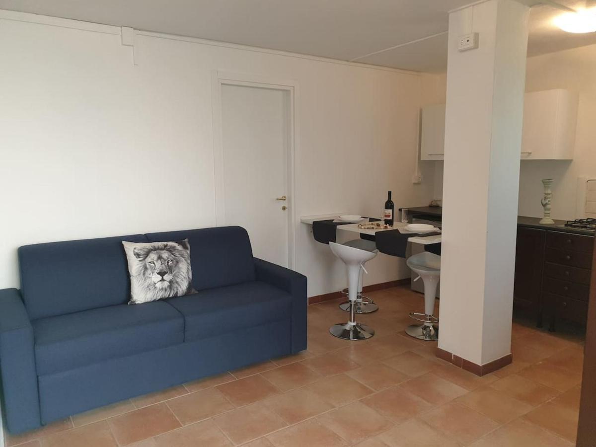 Holiday Apartaments Desenzano del Garda Ngoại thất bức ảnh